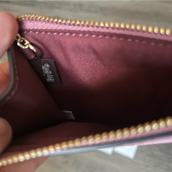 Coach Key Pouch - Picture 3 of 8